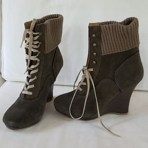 Combat Style Seude Wedge Heel Boots Size 9